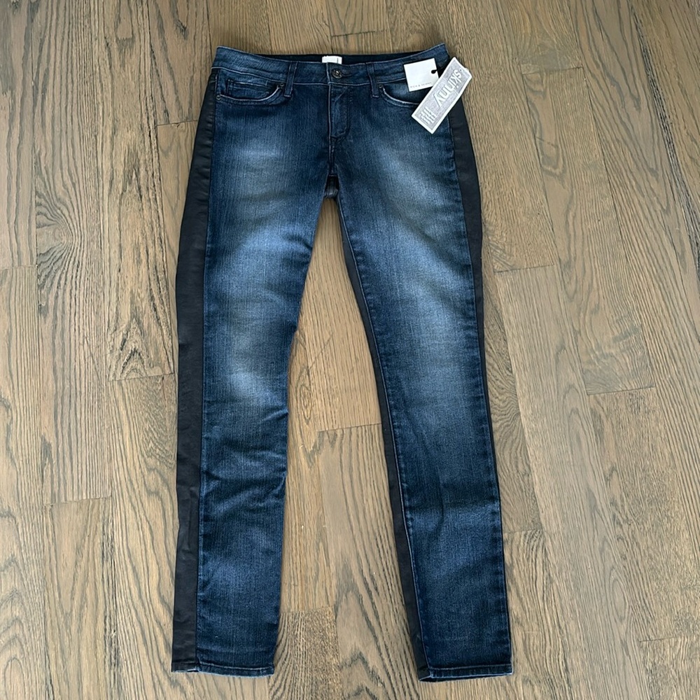 NWT Rich & Skinny jeans. Blue jean with coated denim back